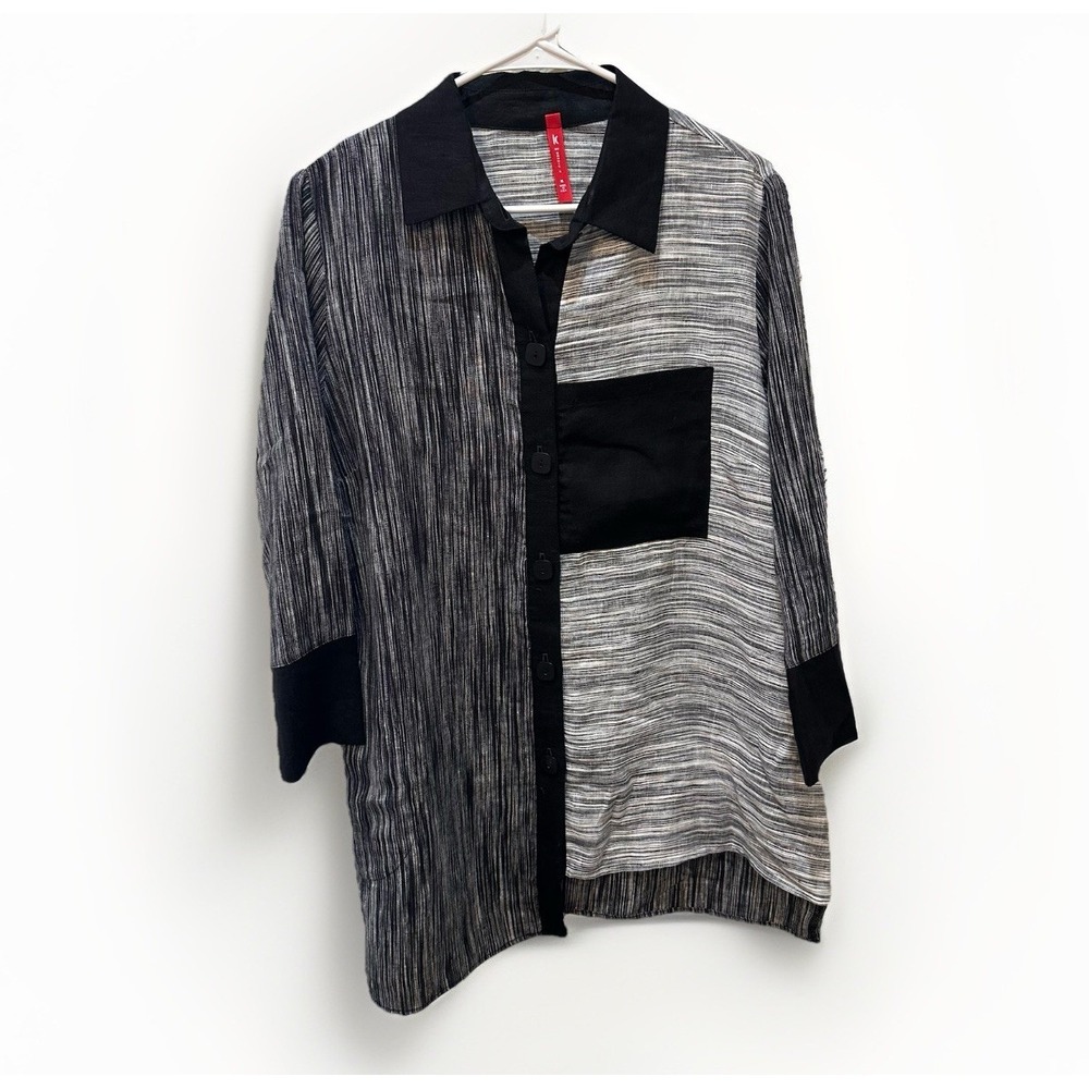 IC by Connie K Linen Black White Artsy Lagenlook Tunic M Asymmetric Button‎